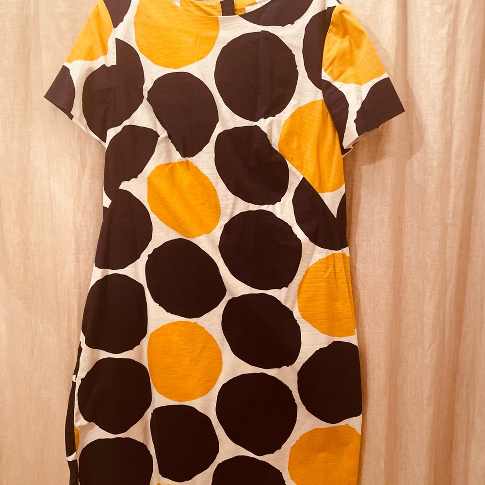 60s style Boden dress polkadot textured material